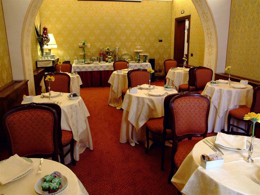 Liberty Hotel Catania Esterno foto